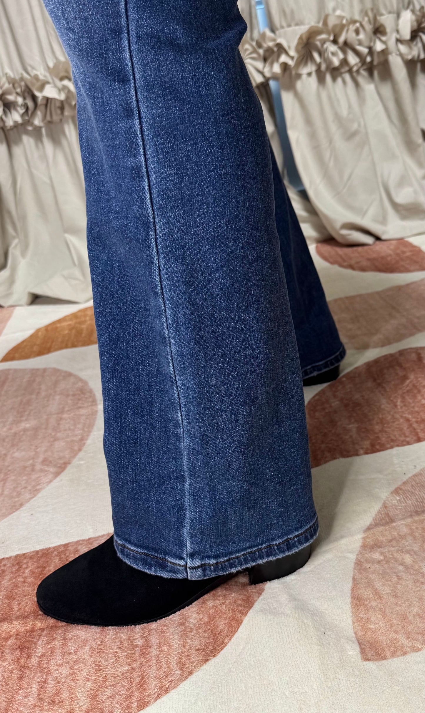 Judy Blue Mid Rise Thermal Bootcut Denim
