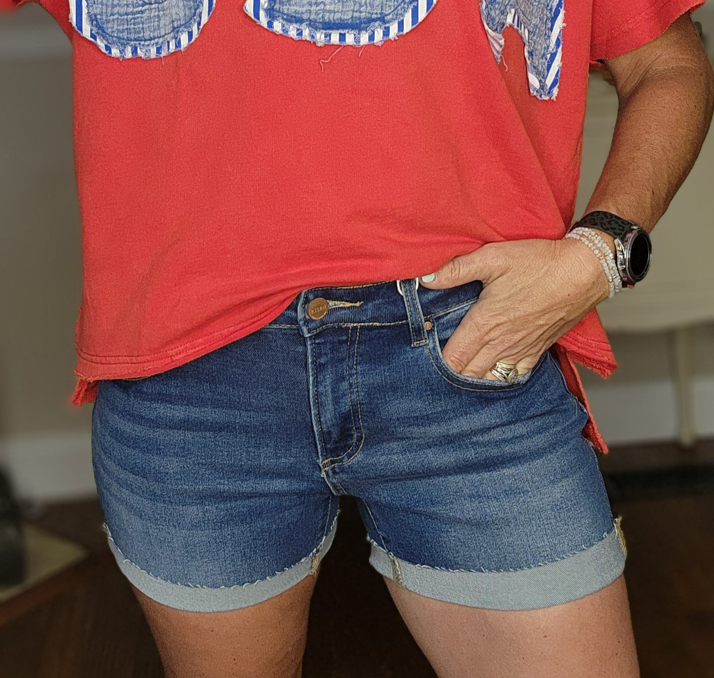 Risen Low Rise Cuffed Shorts, Dark Wash