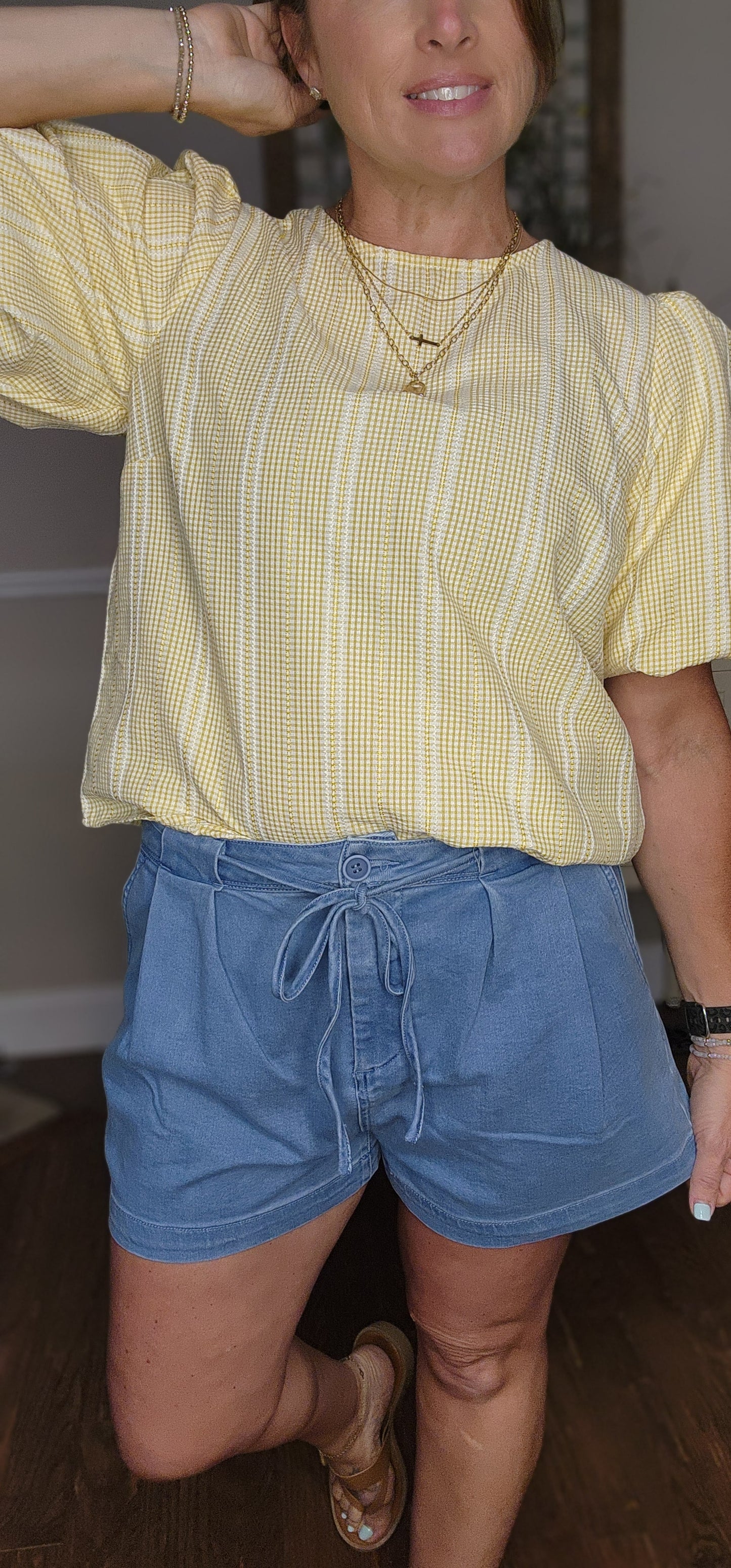 Risen Slouchy Pleated Shorts, Light Wash