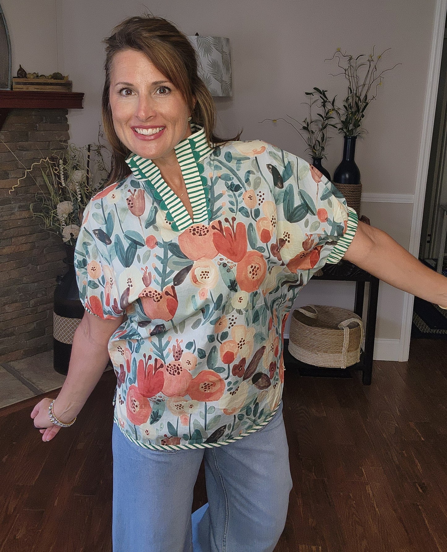 The Jayda Short Sleeve Blouse