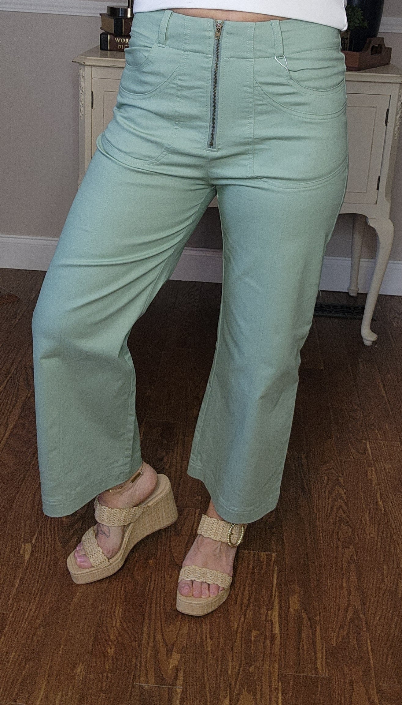 Cropped Exposed Zipper Pants