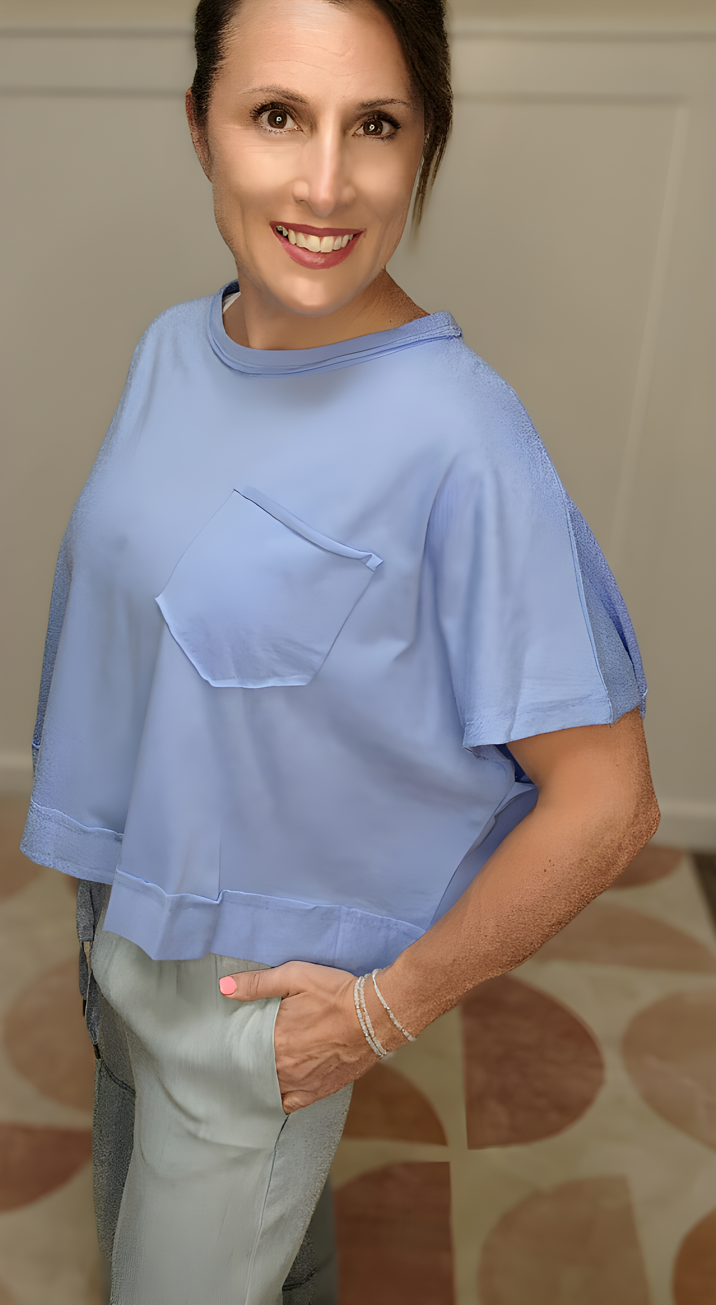 The Piper Exposed Hem Casual Top (Multiple Colors)